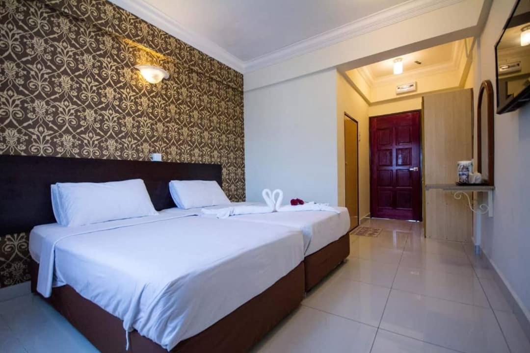 Hotel Sea Princess Teluk Bahang Exterior foto